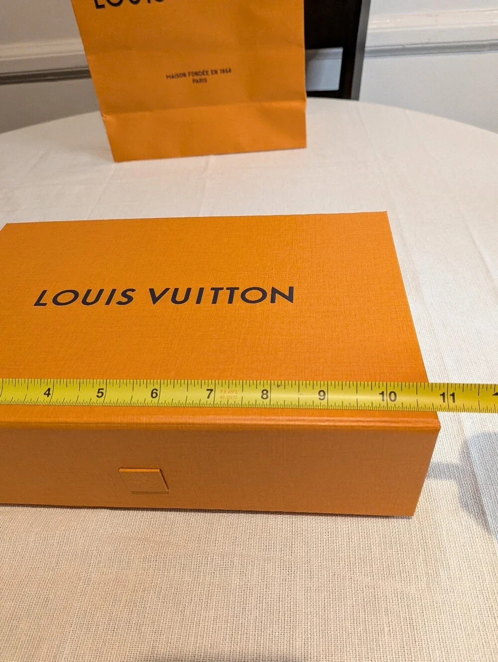 Louis Vuitton Foldable Empty Box Magnetic Closure And Shopping Bag